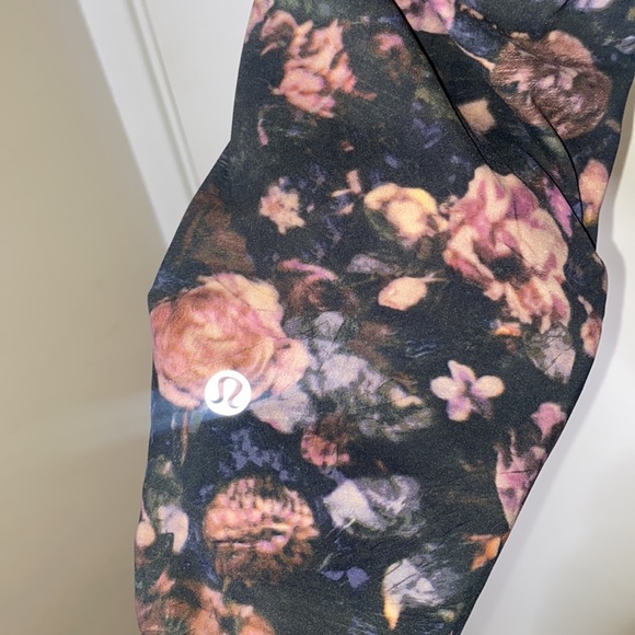 Lululemon Fast & Free Crop II *Nulux 19" - Picture 5 of 6